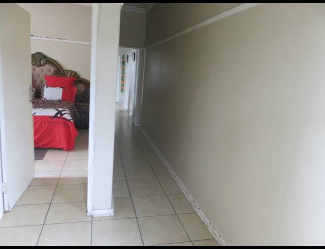 2 BEDROOM FLAT FOR SALE IN MUCKLENEUK